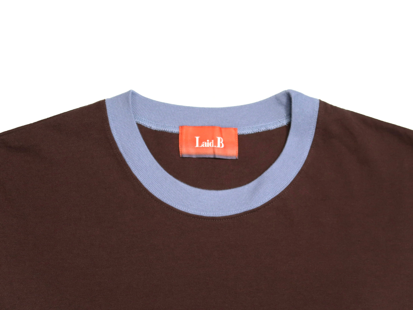 Shower Girl T-shirts “BROWN”